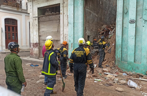 El derrumbe de un edificio en La Habana deja al menos un muerto y varios atrapados en los escombros - MarketData
