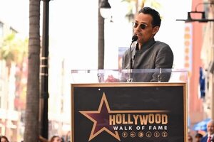 Marc Anthony cumple el sueño de cantar ranchera y con Pépe Aguilar en “Ojalá te duela” - Música - ABC Color
