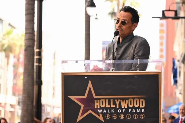 Marc Anthony cumple el sueño de cantar ranchera y con Pépe Aguilar en “Ojalá te duela” - Música - ABC Color