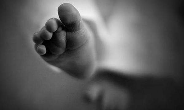 Aparecen cadáveres abandonados de seis bebés a la entrada de un cementerio en Santo Domingo