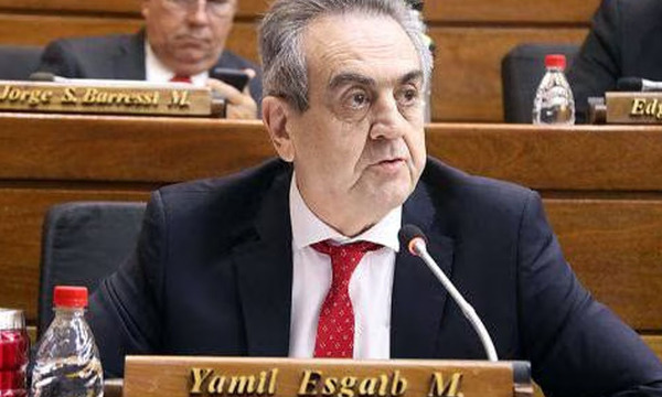 Sindicato de Periodistas repudia comportamiento violento del diputado colorado cartista Yamil Esgaib