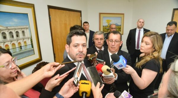 Latorre expresó su postura en contra de las agresiones de Esgaib