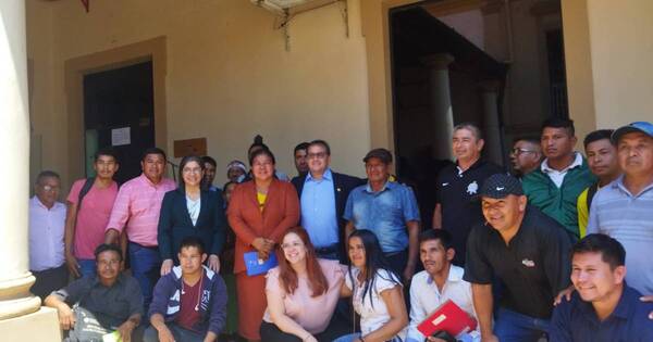 La Nación / Titular del Indi recibió respaldo de comunidades indígenas