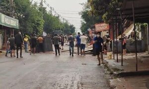 Una fallecida, policías heridos y varios aprehendidos durante desalojo en ex finca 66 