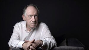"¡Sean valientes!" implora el escritor Ian McEwan frente a lo políticamente correcto