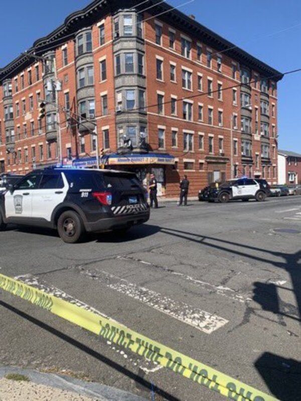 EE. UU.: Reportan múltiples víctimas por tiroteo en Massachusetts - ADN Digital