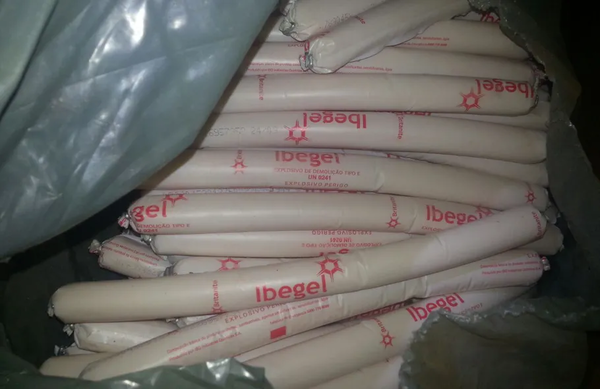 Denuncian presunto ordeño y comercialización de explosivos en el mercado negro - Megacadena