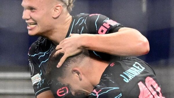Manchester City festeja en Alemania