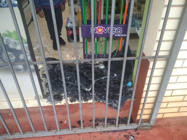 TAMBIÉN HURTARON EN LOCAL COMERCIAL DE OBLIGADO - Itapúa Noticias