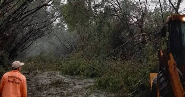La Nación / Tormenta con granizos dejó daños en Itapúa y Caaguazú