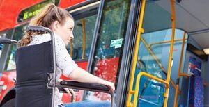 Buscan garantizar un mejor servicio de transporte público para personas con discapacidad
