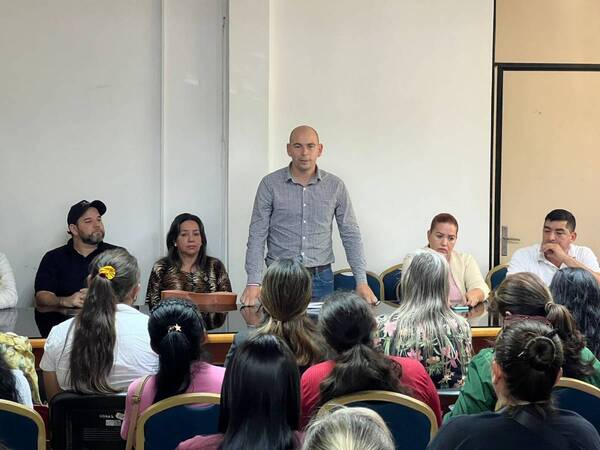 AUTORIDADES DELINEAN ACCIONES PARA APOYAR A TODOS LOS SECTORES DEL DISTRITO DE CAMBYRETÁ