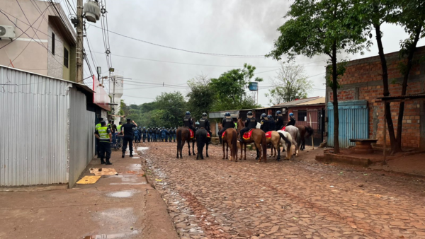 Policía se desentiende de muerte durante desalojo en Ciudad del Este