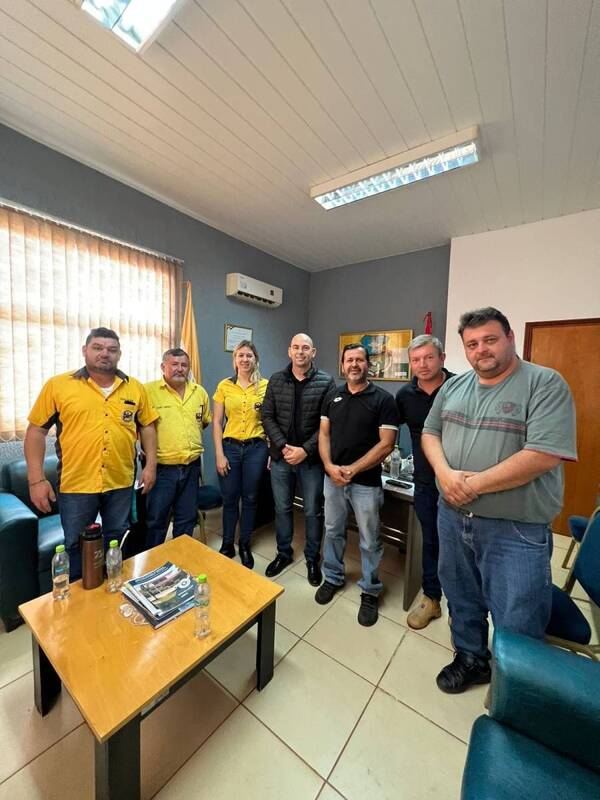 BUSCAN IMPULSAR EL DEPORTE MOTOR EN CAMBYRETÁ