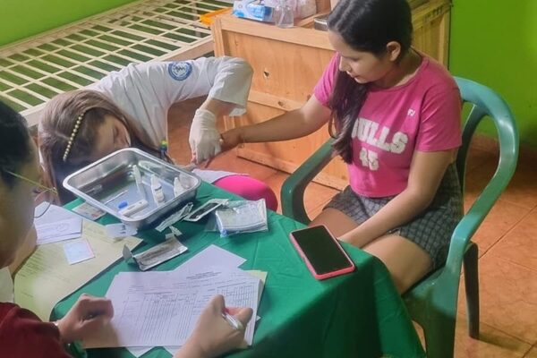 Asisten a comunidades en Santa Fe del Paraná