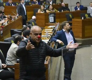 Bachi Núñez afirma que si encuentran pruebas que lo relacionen con el juez Rambado, renunciará a su banca