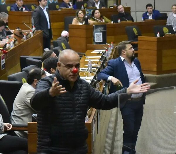 Bachi Núñez afirma que si encuentran pruebas que lo relacionen con el juez Rambado, renunciará a su banca