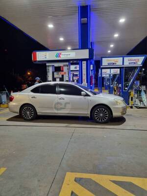FUE A PASAR LA NOCHE CON SU PAREJA Y LE ROBARON EL VEHÍCULO EN CORONEL BOGADO