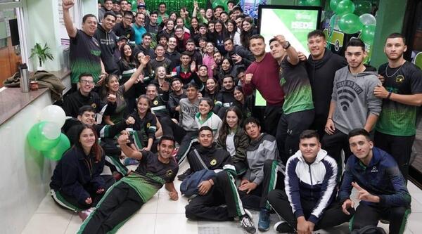 CARRERA DE EDUCACIÓN FÍSICA DEL ISEDE ES ACREDITADA POR ANEAES