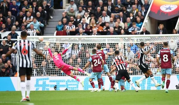 El golazo de Miguel Almirón al Burnley, nominado a ‘Gol del Mes’ en la Premier League - Fútbol Internacional - ABC Color