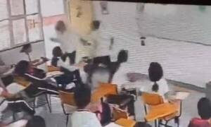 ¡Dionoguarde! Alumno le apuñaló al menos seis veces a su maestra en plena sala de clases