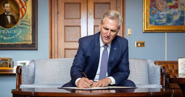 La Nación / Kevin McCarthy, primer republicano destituido en 234 años