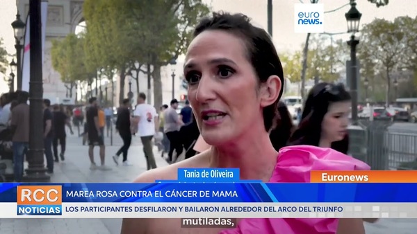 Marea rosa en los Campos Elíseos en el acto central contra el cáncer de mama