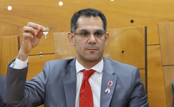 Dos ocupantes del terreno de Villa Hayes ya renunciaron a su posesión y reconocieron la titularidad del Estado - El Trueno
