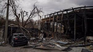 Un brutal ataque ruso deja medio centenar de civiles muertos en el este de Ucrania