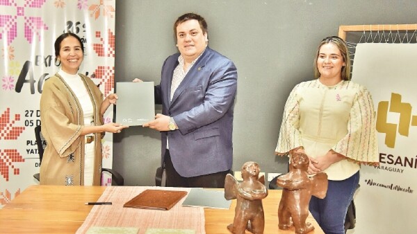 Artesanas tradicionales de Yataity se reunirán en la Expo de Ao Po’i