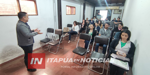 FUNCIONARIOS DE BLANCO PARTICIPARON DE CAPACITACIÓN EN COMUNICACIÓN - Itapúa Noticias