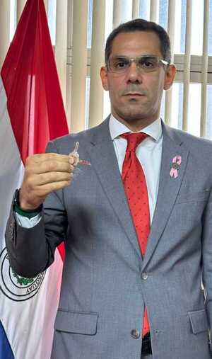 Dos "Ocupantes VIP" entregan sus llaves a la Procuraduría - PDS RADIO Y TV