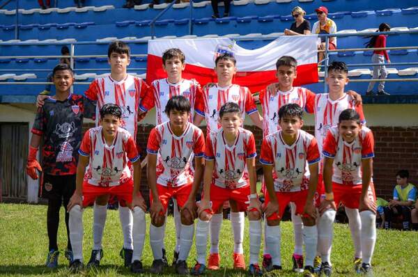 La selección sub 13 de Itapúa se destaca entre los mejores equipos del departamento.