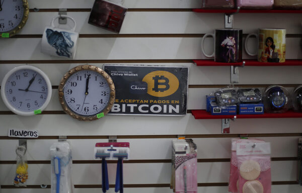 Empresas impulsarán en El Salvador el "primer grupo minero" de bitcóin - MarketData
