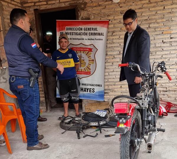 Recuperan moto robada en Benjamín Aceval y detienen a presunto asaltante - Unicanal