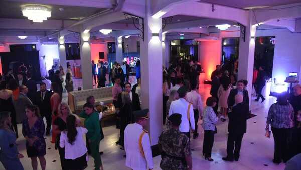 Viví la noche de gala por los 50 años de Última Hora