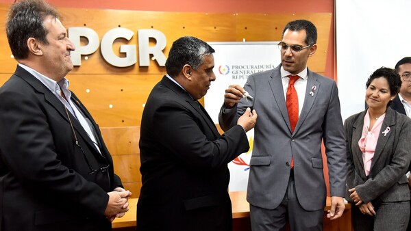 Ocupantes vip reconocen ilegalidad que Bachi intentó blanquear con ley