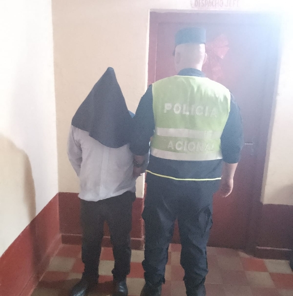 INTENTÓ INGRESAR AL PAÍS Y QUEDÓ DETENIDO POR POSEER ORDEN DE CAPTURA