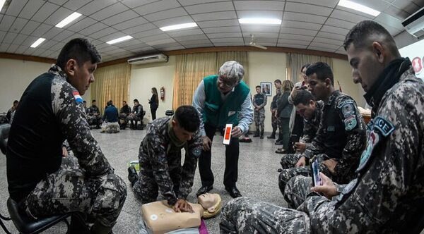 Capacitan a agentes del Grupo Lince en reanimación cardiopulmonar