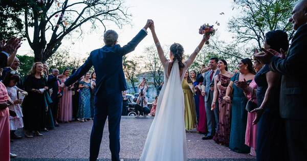 La Nación / ¡Viva el amor! Gaby y Quentin se enamoraron en Francia y se casaron en Paraguay