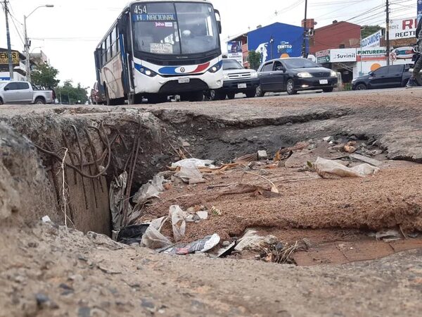 Caso Metrobús: juez impone fianza y restricciones a dos imputados - Nacionales - ABC Color