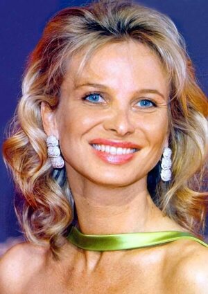 Corinna, ex del rey emérito Juan Carlos I de España, está “profundamente decepcionada” porque no corrió su demanda por acoso - Gente - ABC Color