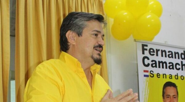 Fernando Camacho renuncia a propiedad que ocupaba en Remansito