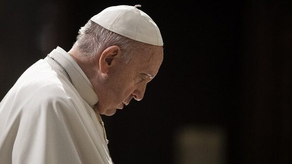 Una Iglesia de "santos, no mundanos", dos reflexiones de Francisco - Portal Digital Cáritas Universidad Católica