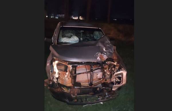 Chocó a dos motocas y fallecieron; al conductor se le hizo ka'utest "con resultado positivo"
