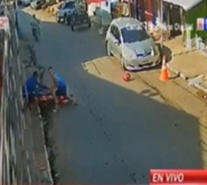 Joven trabajador fue empujado de su moto por asaltantes - Paraguay.com
