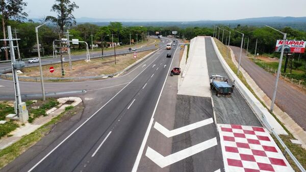 Diario HOY | Ypacaraí: conductor perdió los frenos y utilizó la rampa de frenado