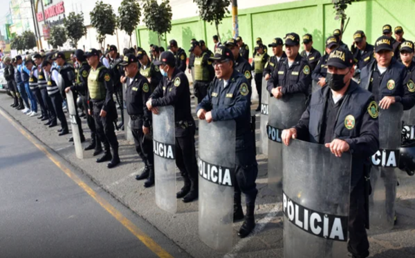 Boluarte decretó estado de sitio en el centro de Lima por la inseguridad ciudadana