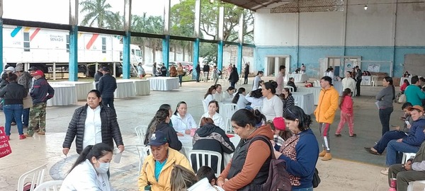 Clínica Móvil de Senadis brindó atención médica a más de 500 personas en Caaguazú y Cnel. Oviedo