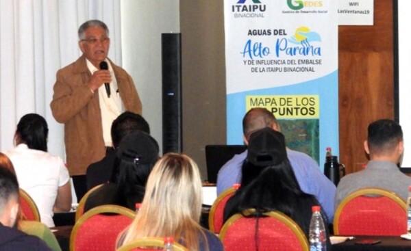 Capacitan sobre restauración de bosques protectores de cauces hídridos